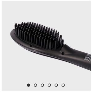 Vanity Planet Flow Ceramic straightening brush